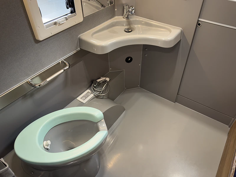 atlatins-camper-wc